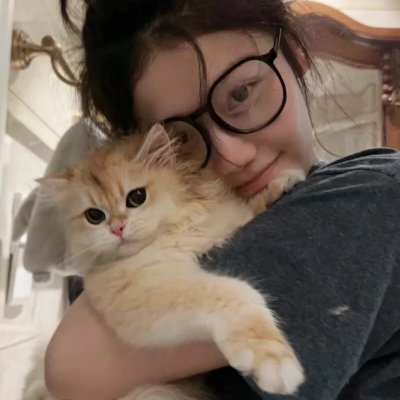 冰山美女反派我抱走咯